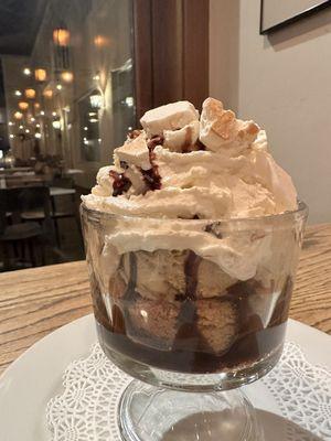 S'mores sundae