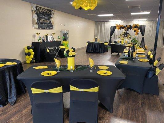 Black and yellow theme.