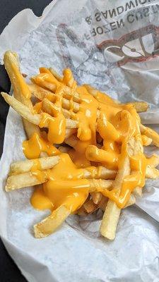 Cheese fries