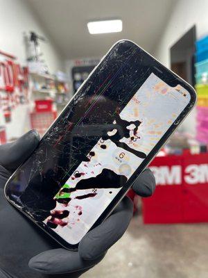 iPhone 11 Pro Max screen LCD damage iPhone repair near me