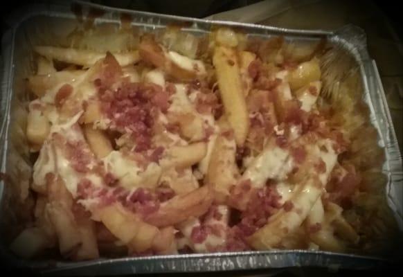 Bacon cheese fries