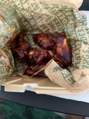 BBQ traditional wings