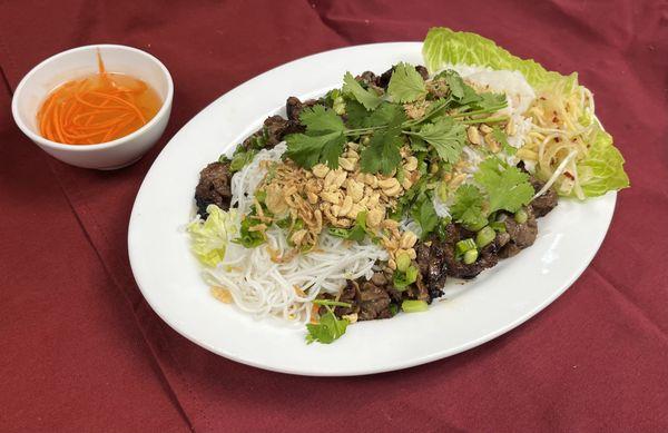 Grilled Beef w/ Rice Noodles