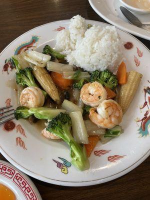 Rainbow shrimp lunch portion