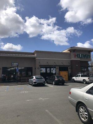 7-11 store on corner