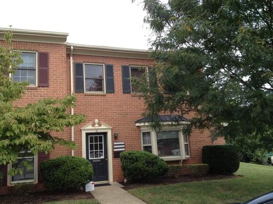 How Dr. Tudder's Leesburg office looks from the outside; just off of Route 7 West