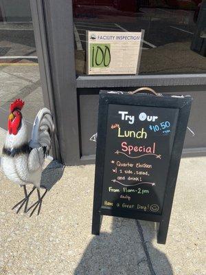 Sign for lunch special