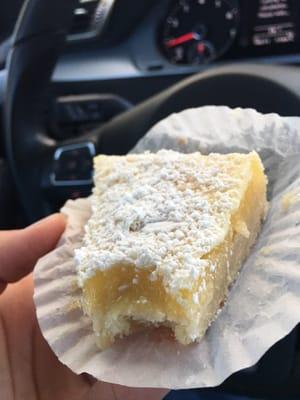 Those amazing lemon bars...!!! I couldn't resist and not into it before I remembered to take a photo!