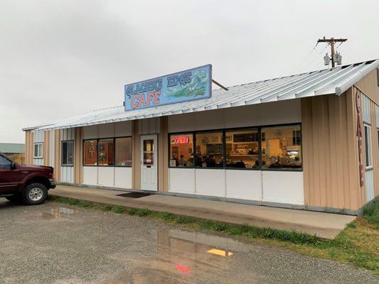 A cozy and charming little roadside diner stop perfect for breakfast!