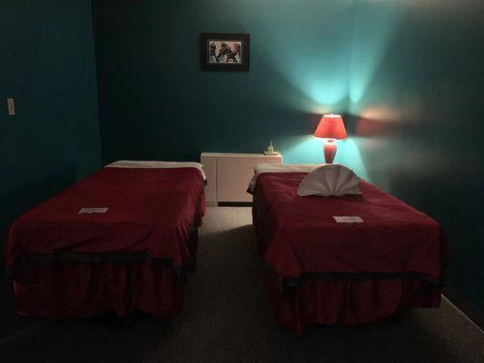 Couple massage room.