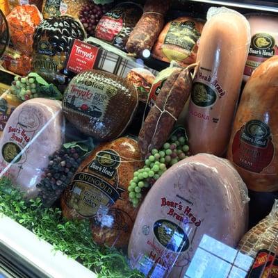 Full line of Boar's Head cold cuts.