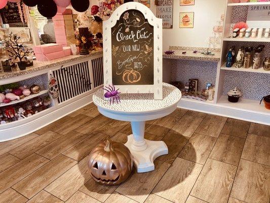 The Cake Boutique, interior