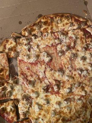 20" sausage and cheese pizza