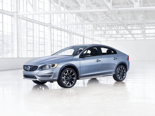 The 2016 Volvo S60 Cross Coutry - A Distinctive Niche Limited Edition Vehicle