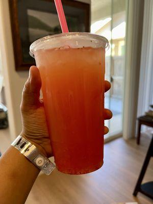 Strawberry Peach Lemonade