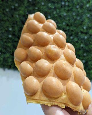 Original Hong Kong Bubble waffle! Crunchy on the outside soft and chewy inside!