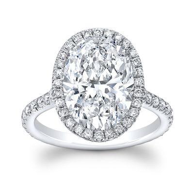 Impressive 5 carat Oval Diamond Ring