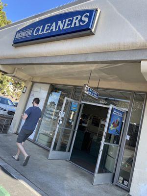 Distinctive Cleaners