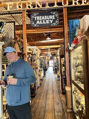 Treasure Alley