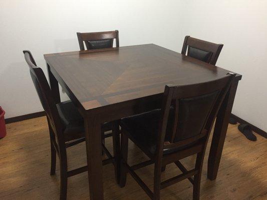 Assembled Dining Table Set