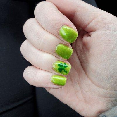 St. Patrick's Day nails. Lexi free hand paints all of her designs! No stencils or stamps.