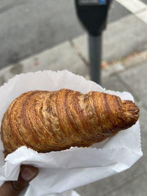 Regular croissant