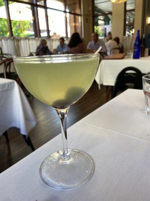 Chartreuse gimlet !