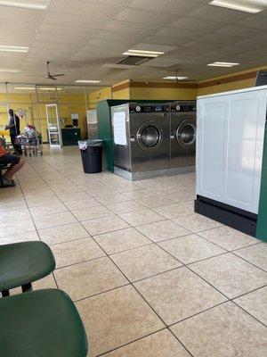 Northwest Laundromat Indry