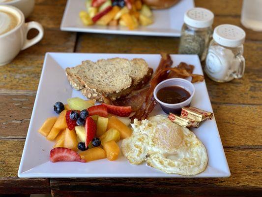 Breakfast plate