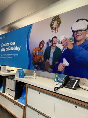 AT&T holiday display for virtual reality