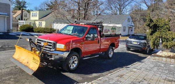 Snow plow truck