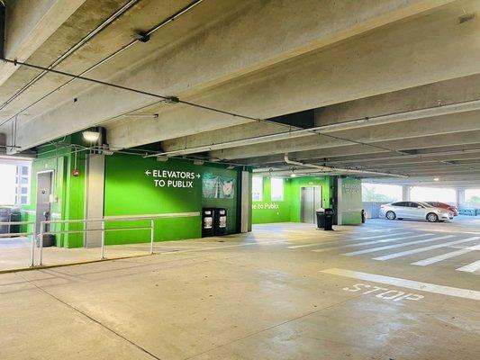 Parking garage for Publix