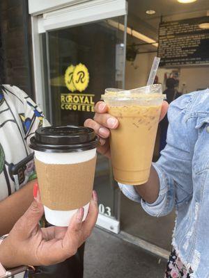 Iced Pumpkin patch latte and hot Chai with oat milk