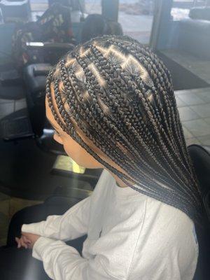 Knotless box braids