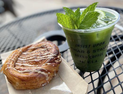 cinnamon bun & matcha mojito