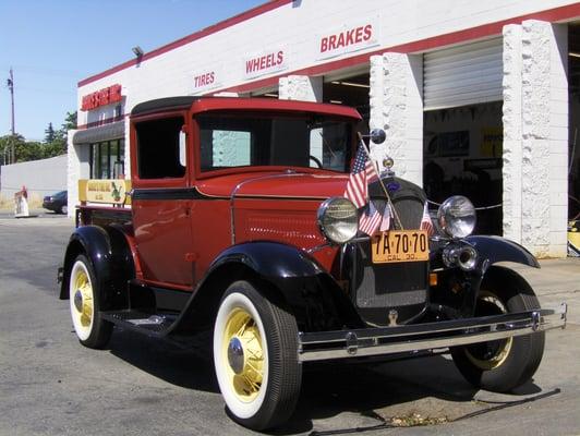 Old Bruce's Tire Company Truck (1930 Model-A)