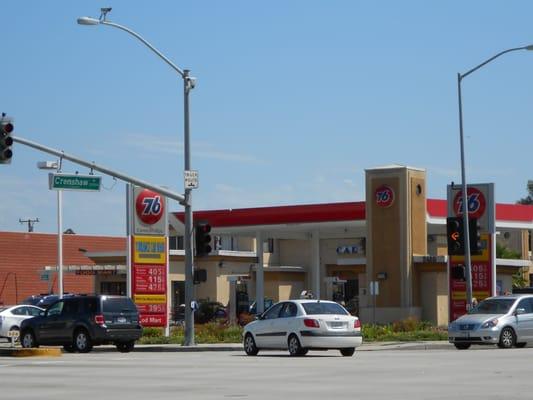 Gas, car wash, and donuts next door!