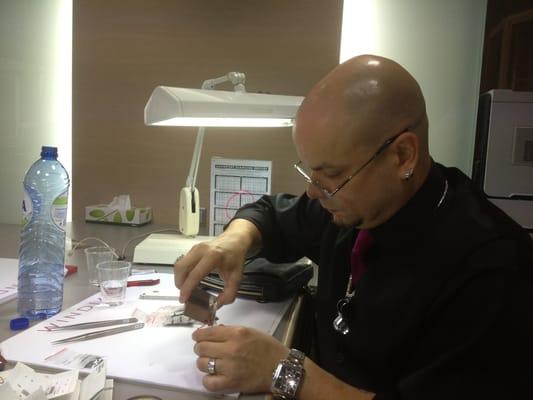 Randy going through millions of dollars worth of diamonds in Antwerp