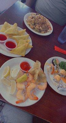 Chilled shrimp,Crab Rangoon, All kind of sushi Hibachi rice  DEF RECOMMEND FOOD WAS VERY TASTY STAFF WAS FRIENDLY