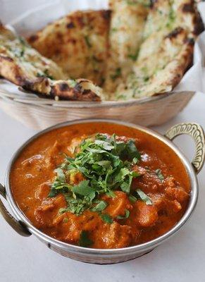 Chicken tikka masala and garlic naan