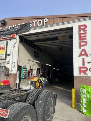 Pilot Truck repair