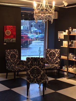 Beautiful Salon environment with a friendly staff.