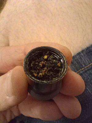 This is my bowl after like 6 big rips... Smokes nice and slow.