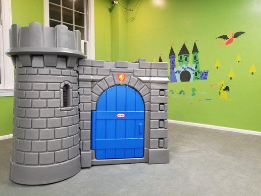 Your kids are the king of the castle at MoBu Kids!