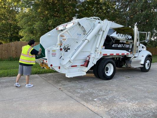 Ozark Refuse * Springfield Missouri