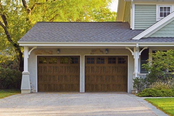 Clopay Bridgeport™ Steel Insulated recessed panel steel garage doors.