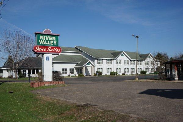 River Valley Inn & Suites