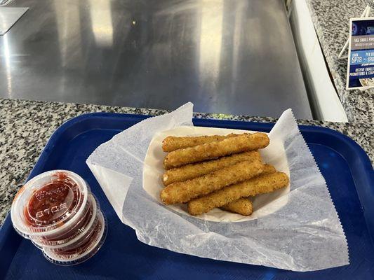 Mozzarella Sticks with Marinara sauce