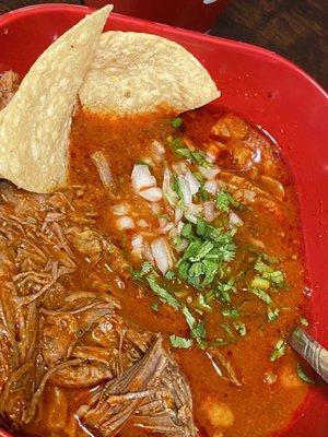 Birria de Res deliciosa la tienen que probar.