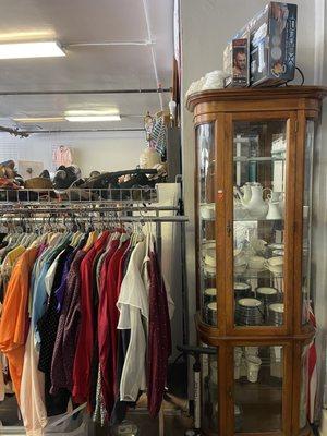 Clothes rack display cabinet